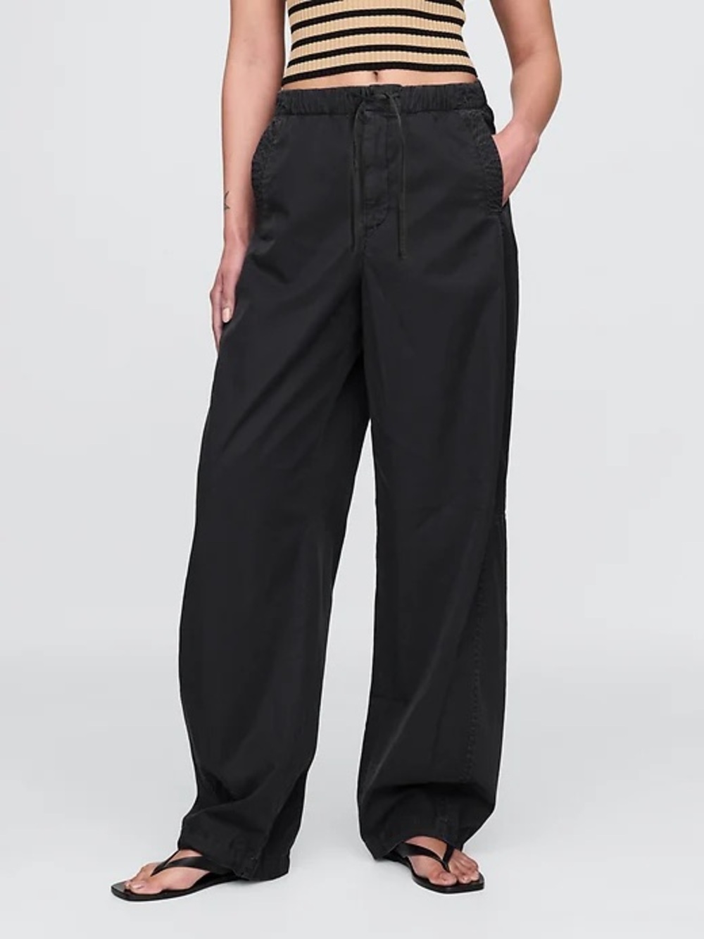 Gap Mid Rise Barrel Parachute Pants